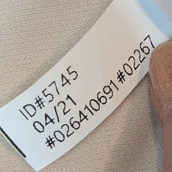 Express Cream Dressy Long Hem Double Lined Sleeveless Tank Top Women's Large NWT - Picture 13 of 16